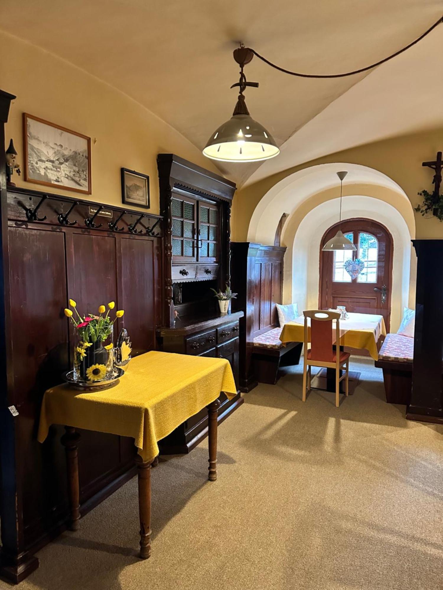 Bed and Breakfast Goldener Adler Шарниц Экстерьер фото
