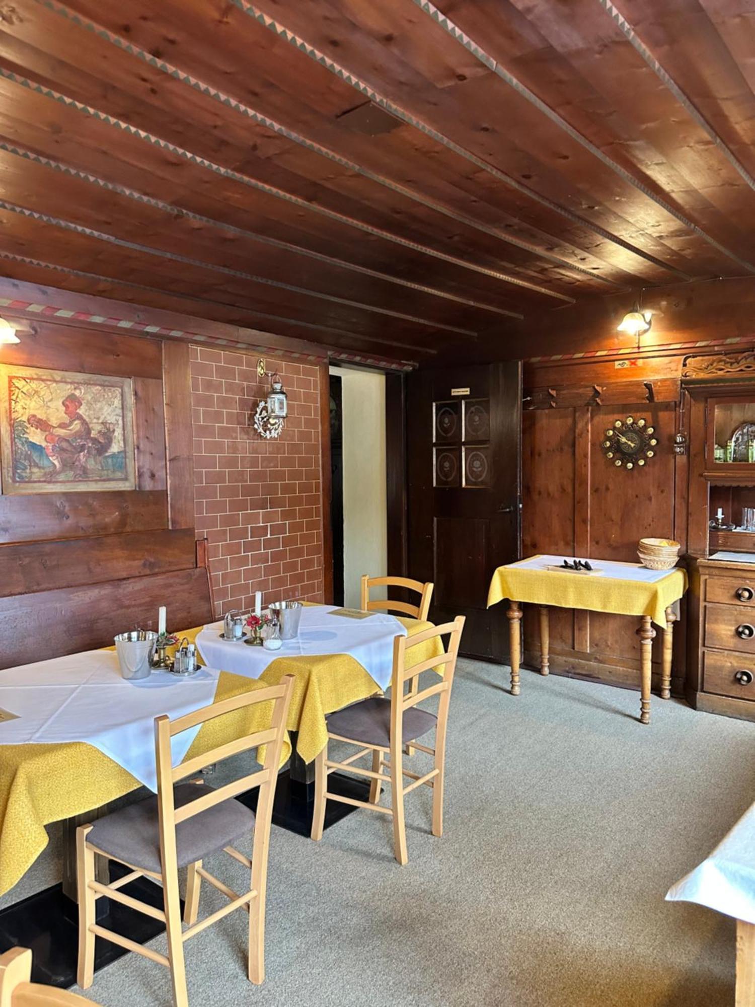 Bed and Breakfast Goldener Adler Шарниц Экстерьер фото
